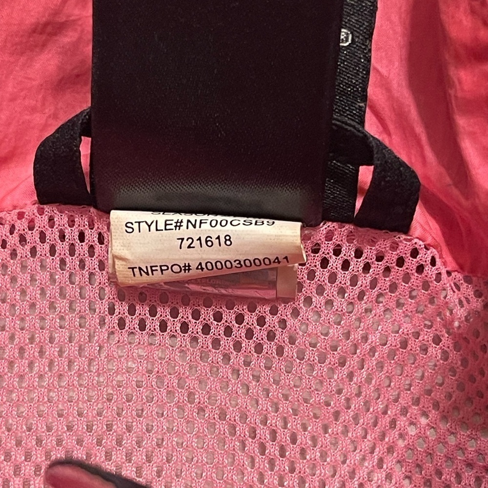 The North Face Girl’s Medium Hooded Hyvent Jacket - Picture 13 of 13
